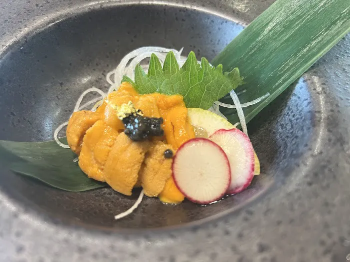 Hachi sushi & omakase Picture 10