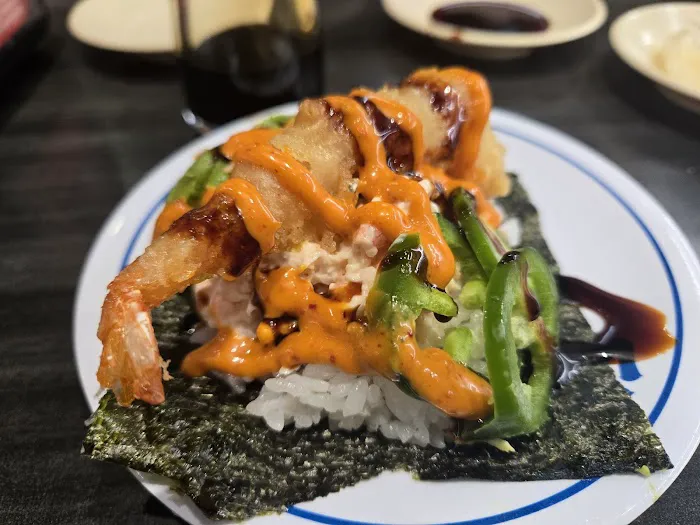 Kura Revolving Sushi Bar Picture 2