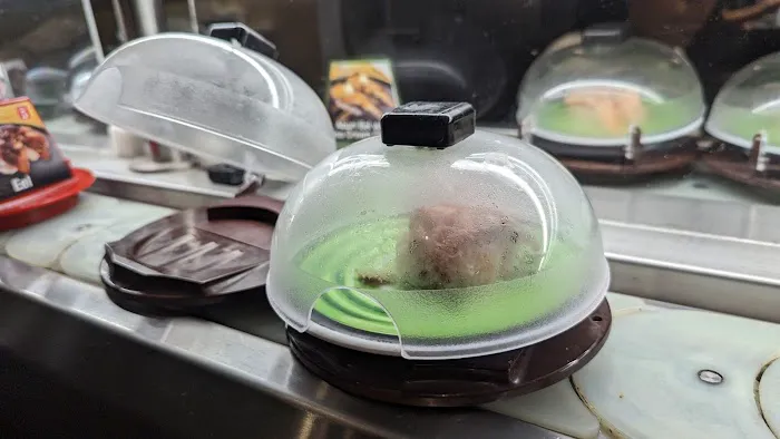 Kura Revolving Sushi Bar Picture 8
