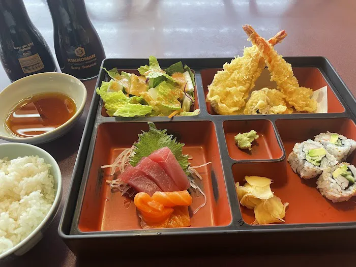 Simon's Sushi Picture 4