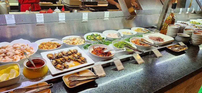 Tokyo One Sushi & Grill Picture 4