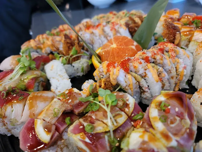 Spin Sushi Picture 4