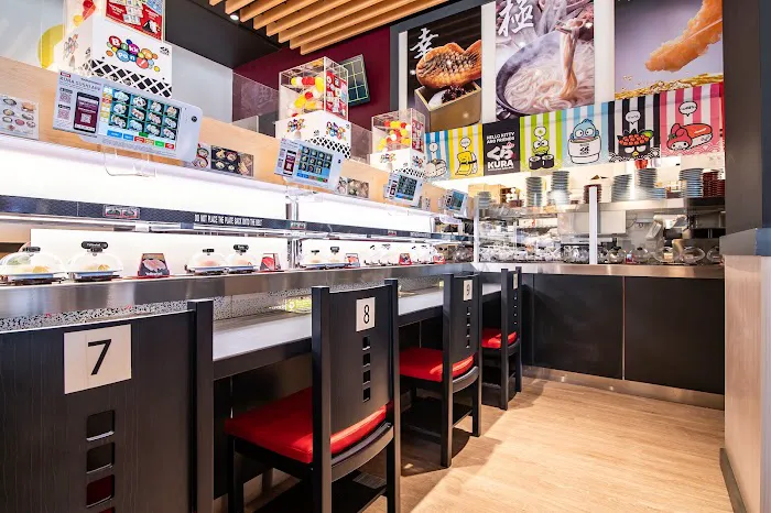 Kura Revolving Sushi Bar Picture 2