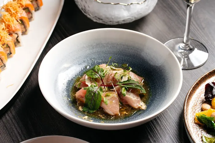 Yuzu Japanese Restaurant & Bar Picture 6