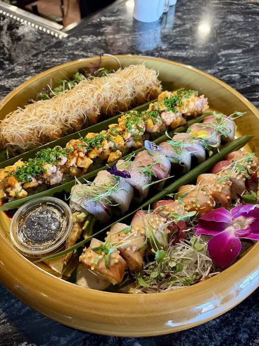Yuzu Japanese Restaurant & Bar Picture 4