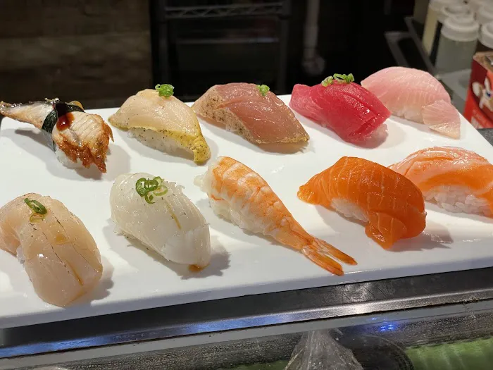 Hikari Sushi & Grill Japanese Restaurant Picture 8