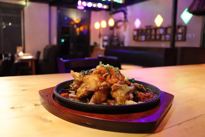 Thai Square Sushi Picture 1