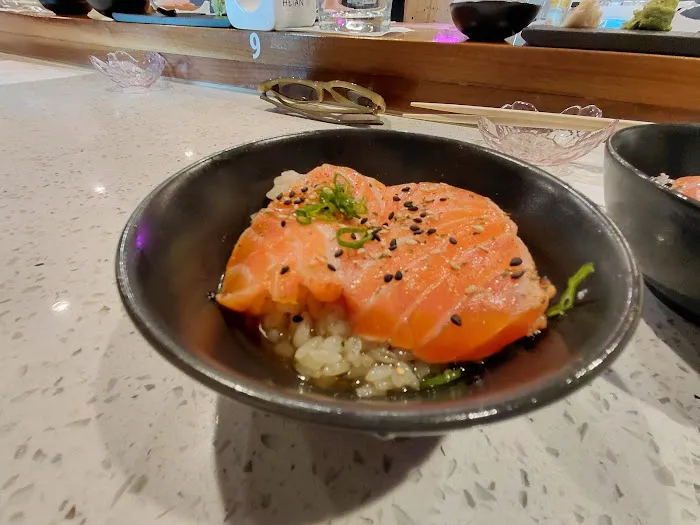 Heian Handroll Sushi Bar Picture 3