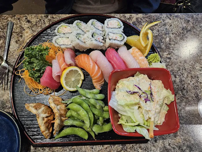 Bluefin Frisco Sushi & Bar Picture 8