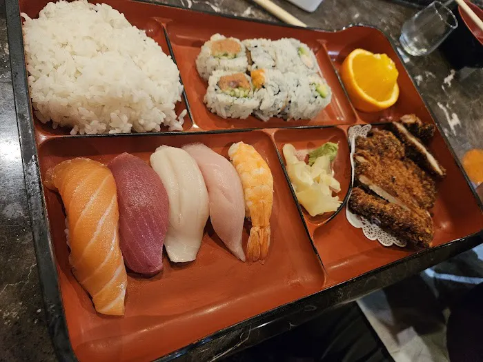 Yuri Japanese Restaurant Picture 6