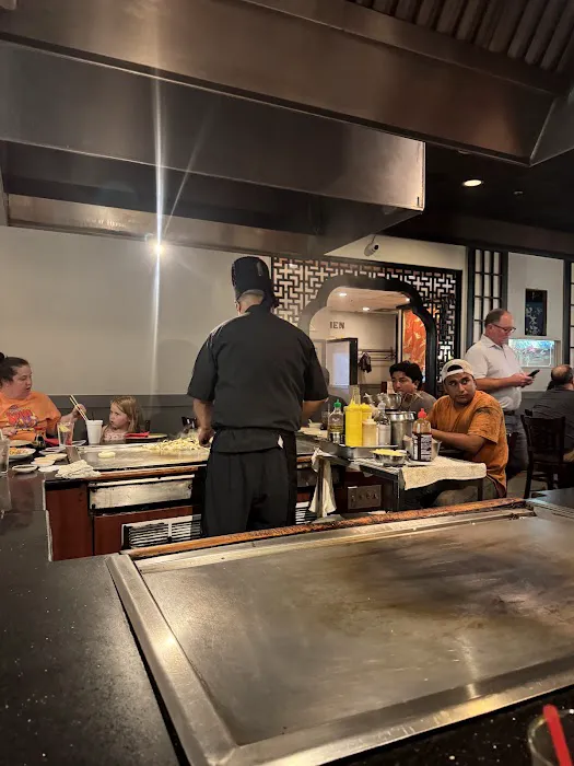 Umami Japanese Steakhouse Sushi Picture 1