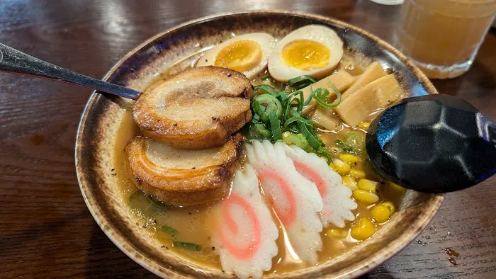 TDLLO Ramen & Sushi Picture 2