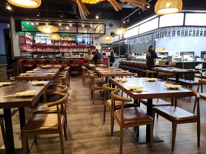 TDLLO Ramen & Sushi Picture 5