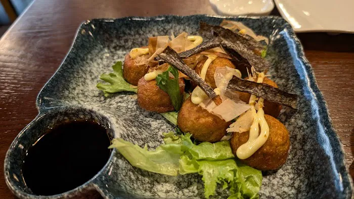 TDLLO Ramen & Sushi Picture 9