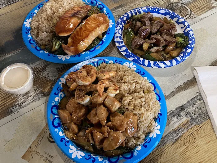 Likii Hibachi & Sushi Picture 10