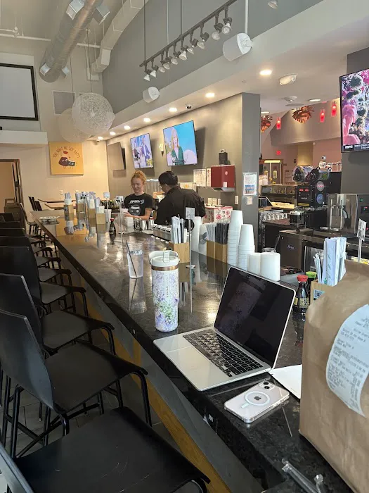Spicy 9 Sushi Bar & Asian Restaurant Picture 4