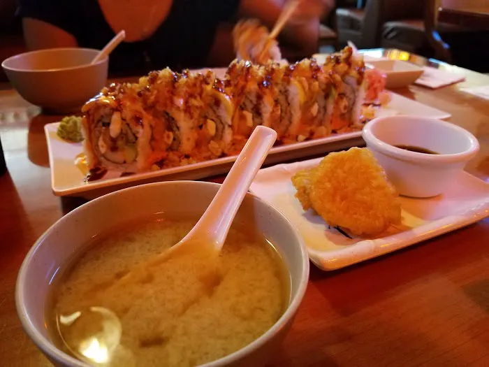 Sushi Court Picture 4