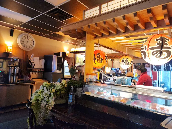 Sushi Court Picture 9