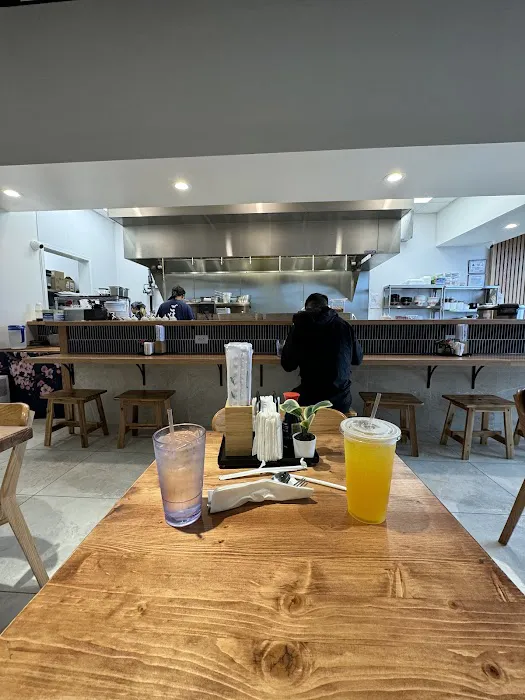 Gohan Ramen Bar Picture 3