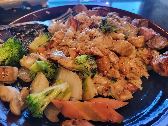 Maguro Hibachi Steakhouse Picture 9