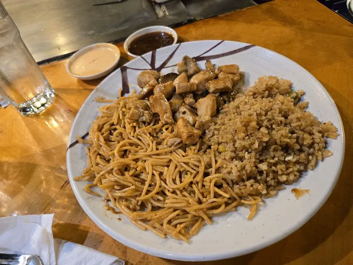 Asahi Japanese Steakhouse & Sushi Bar Picture 7