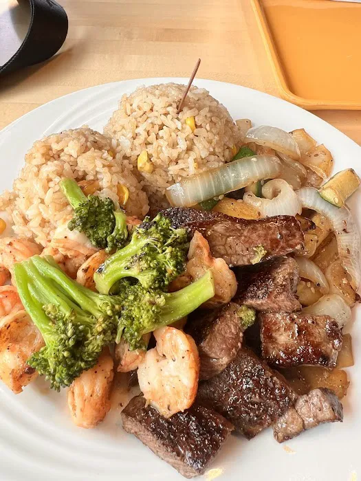 Little Ari's Japanese Kitchen Picture 6