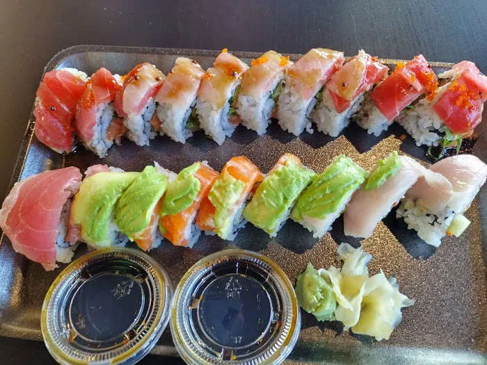 YUMI 優美 sushi•tea•sake Picture 2