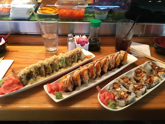 ToGo Sushi Picture 3