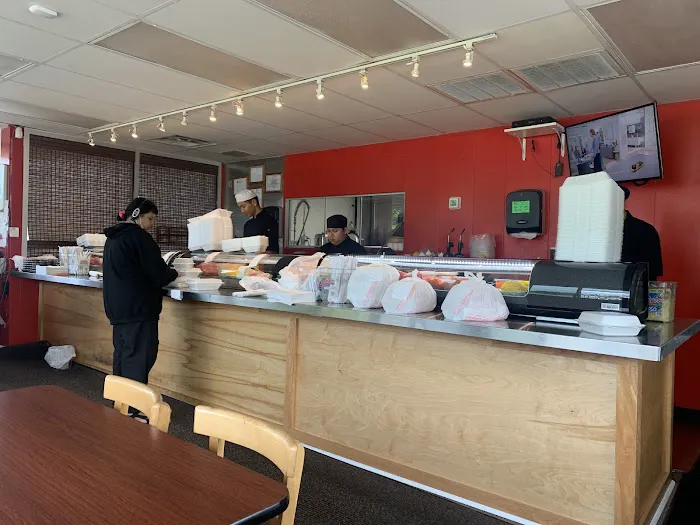 ToGo Sushi Picture 6