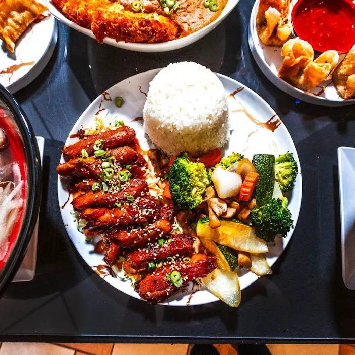 Aji Sushi and Asian Cuisine Picture 2