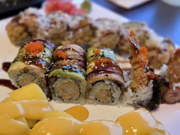 Tomo Japanese Ramen Sushi Picture 1