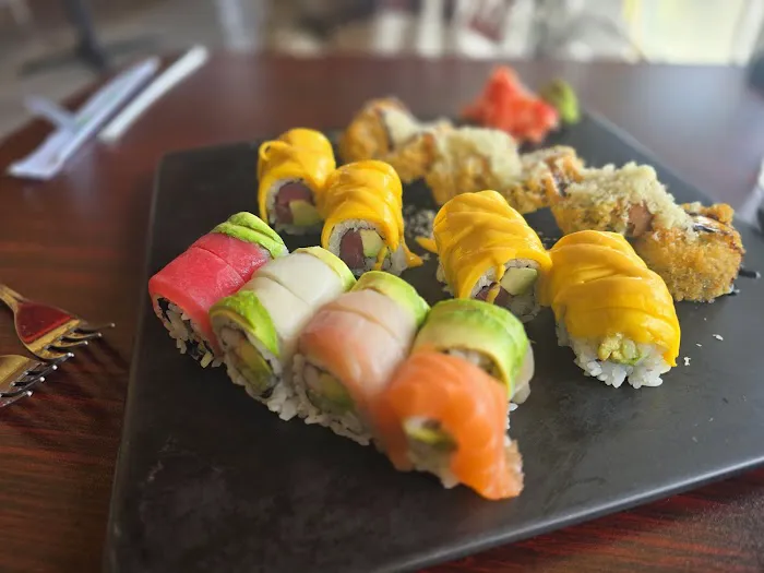 Tomo Japanese Ramen Sushi Picture 5