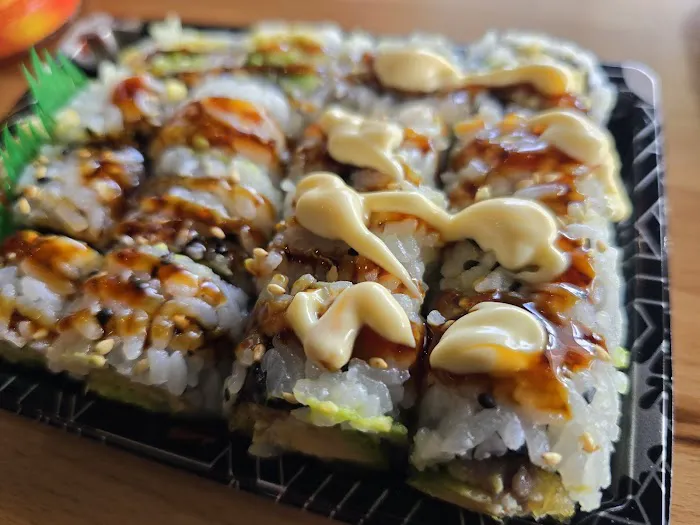 Bento Asian Kitchen+Sushi Picture 2