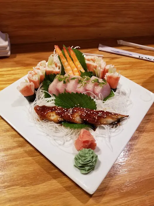 Raw Sushi Bar & Grill Picture 6