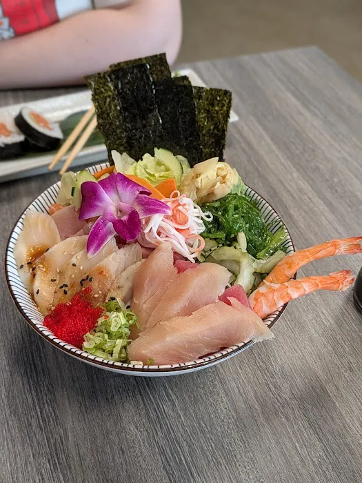 Umi Sushi Fresno Picture 4