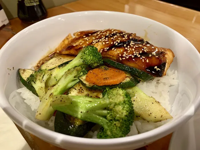 Toshiko Ramen & Sushi Bar Picture 3