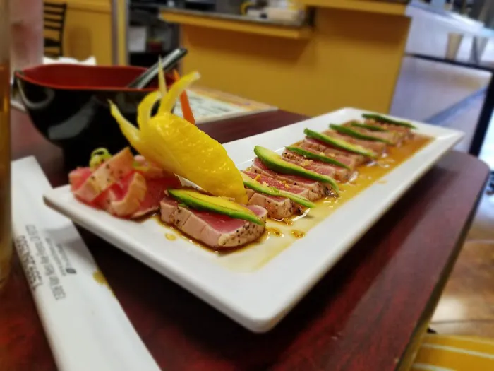 On A Roll Sushi Mexican Japanese Bar Picture 9