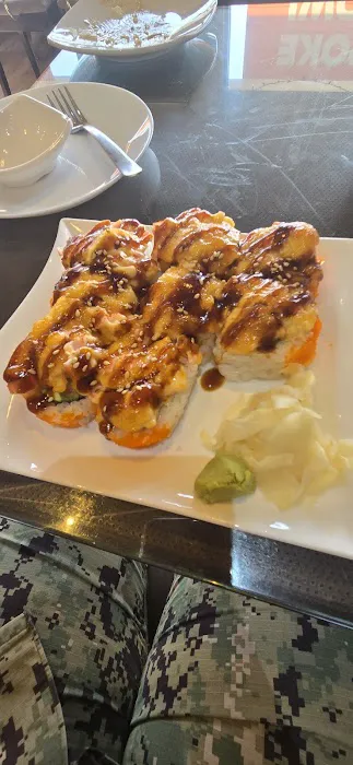 S 21 Sushi & Sake Bar Picture 1