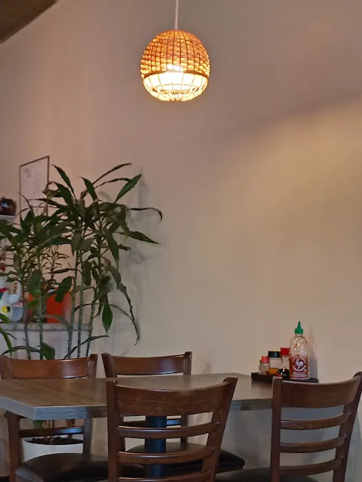 homi-ya Ramen Noodle House Picture 5