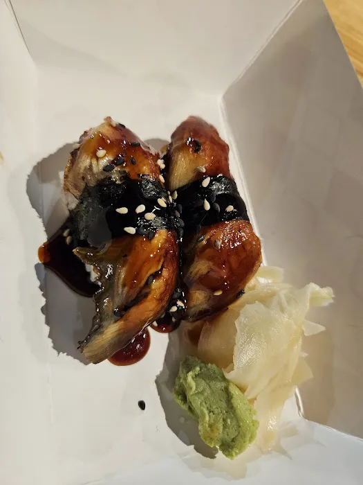 Kawa Ramen and Sushi 川ラーメンと寿司 | 3rd St. Market Hall Picture 10