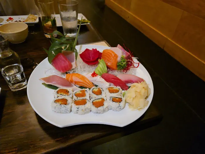 Kanpai Izakaya Picture 1