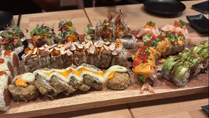 Rice n Roll Bistro | Sushi Bar & Thai Cuisine Picture 2