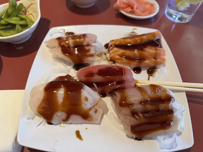 Sushi-Cho Restaurant Picture 2