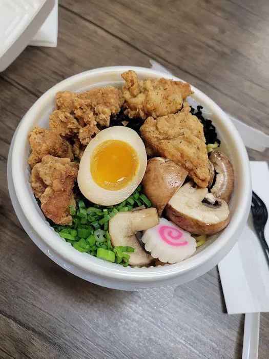 Toss-Fried Chicken and Ramen(Alvernon) Picture 3