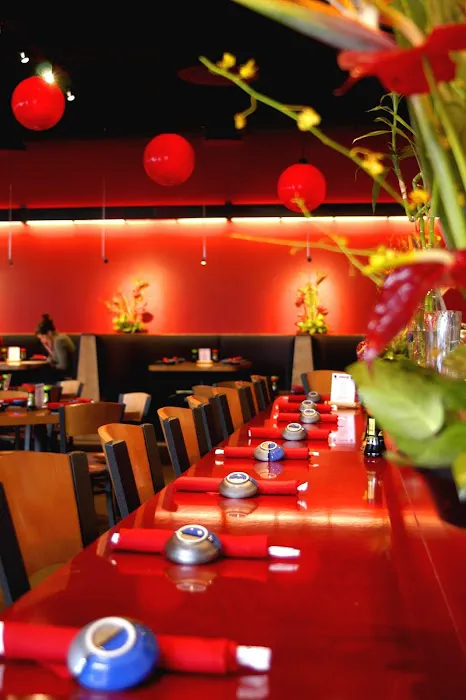 RA Sushi Bar Restaurant Picture 2