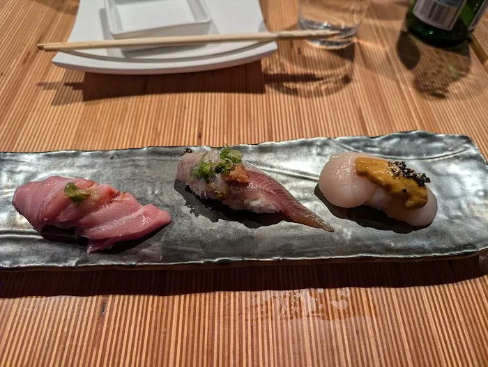 Ginza Sushi & Izakaya Picture 2