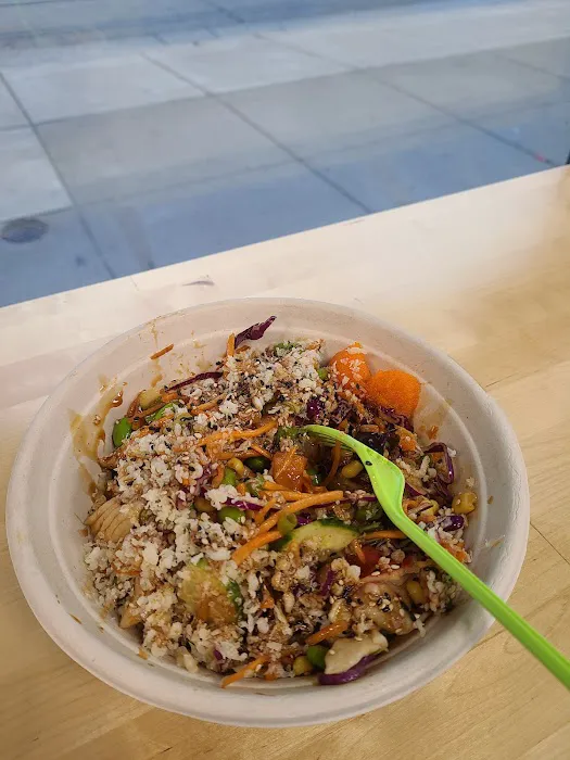 Poke Poke - Sushi Unrolled Picture 4