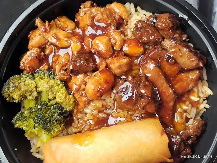 Yoshi Hibachi Grille Redford Picture 3