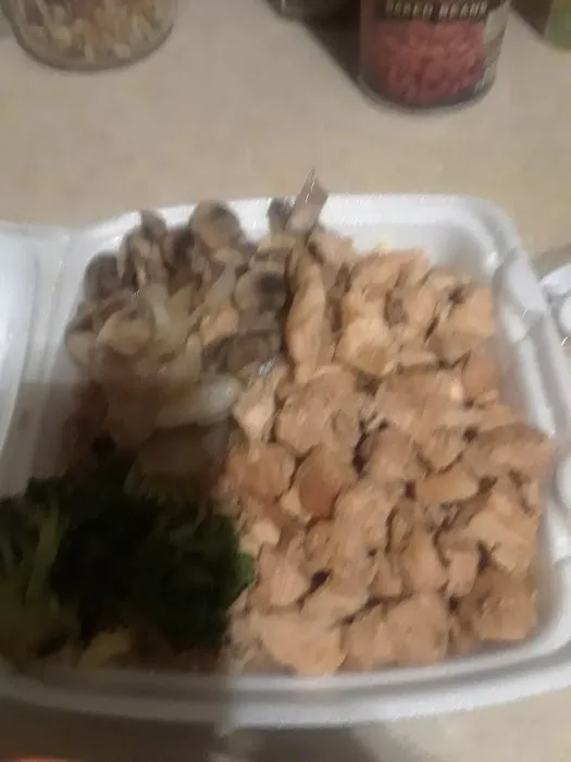 Yoshi Hibachi Grille - Inkster Picture 10
