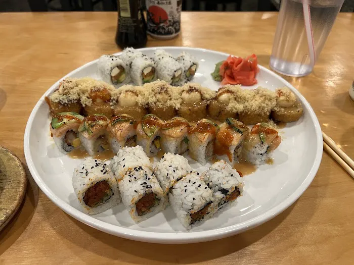 Sushi House Picture 3
